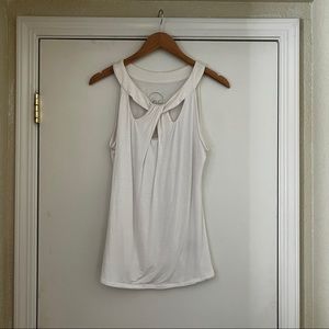 INC white peephole tank